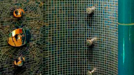 Fachgerechte Fliesenverlegung im Raum Leipzig: Die Fliesenleger der Firma FESA – Das Fliesenteam machen das.